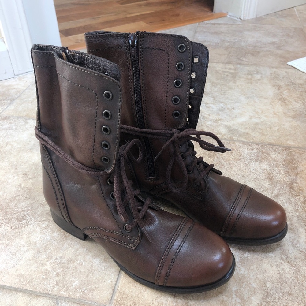 BRAND NEW Steve Madden Troopa Combat Boots